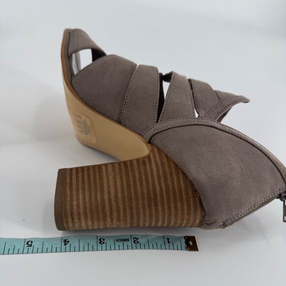 Carlos Santana Taupe Strappy Block Heel Sandals 4 Inch Heel Open Toe Women's Siz - Picture 7 of 9